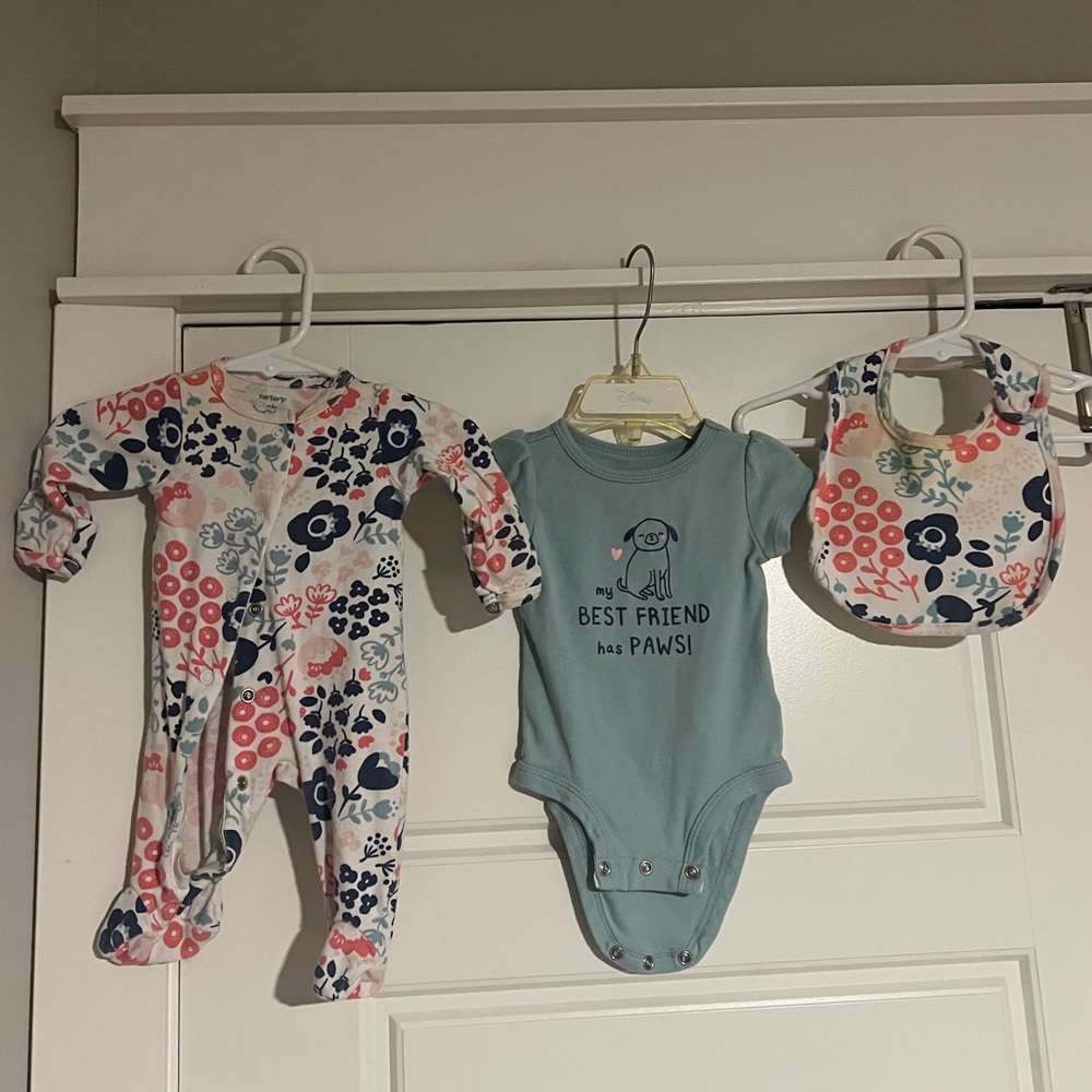 $2 ADD ON Carter’s Footie Newborn Set Bib Floral Dog Onesie 3M Cat and Jack